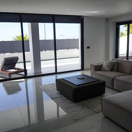 Luxury Oasis In Βίλα *