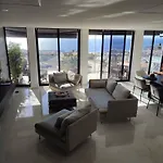 Villa Luxury Oasis In